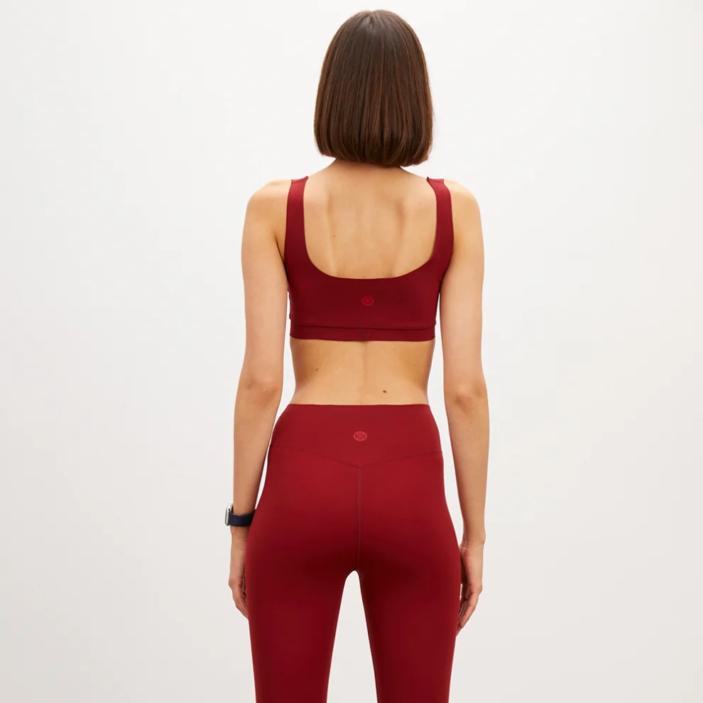 Anais & Margaux - Square Neck Sports Bra