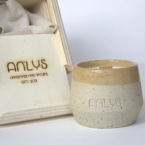 An'lys Atelier - Jord Stoneware Soy Candle