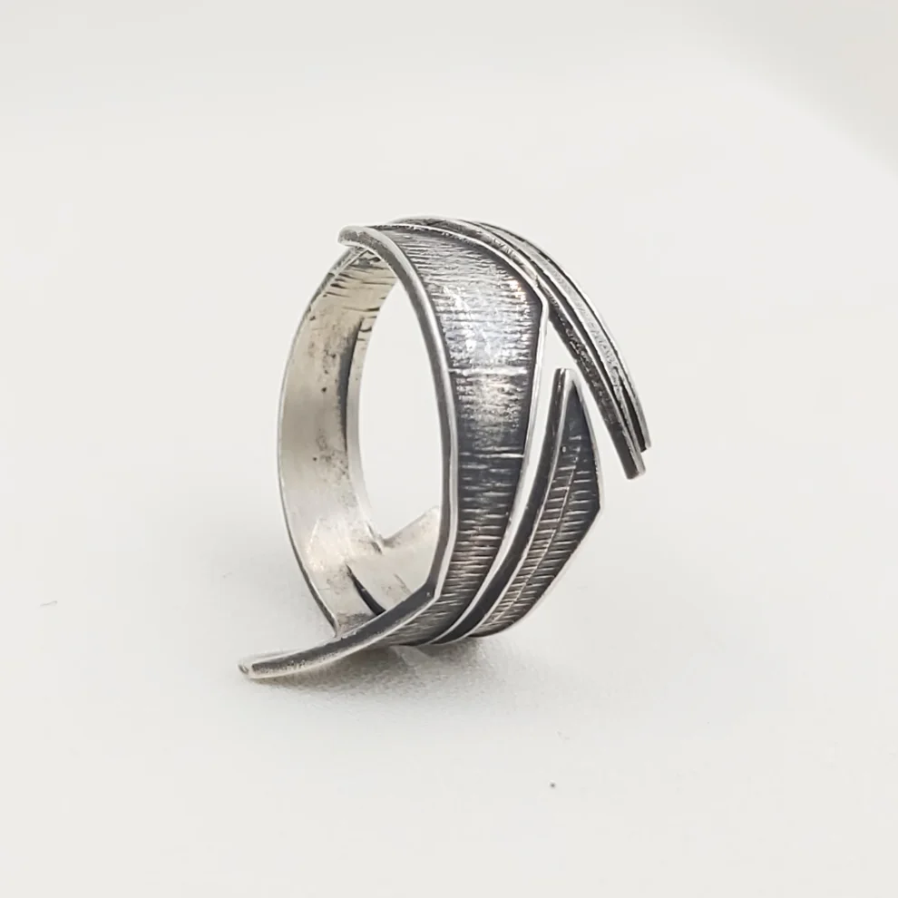 POJWoman by Pelin Özerson - Silver Shark Ring