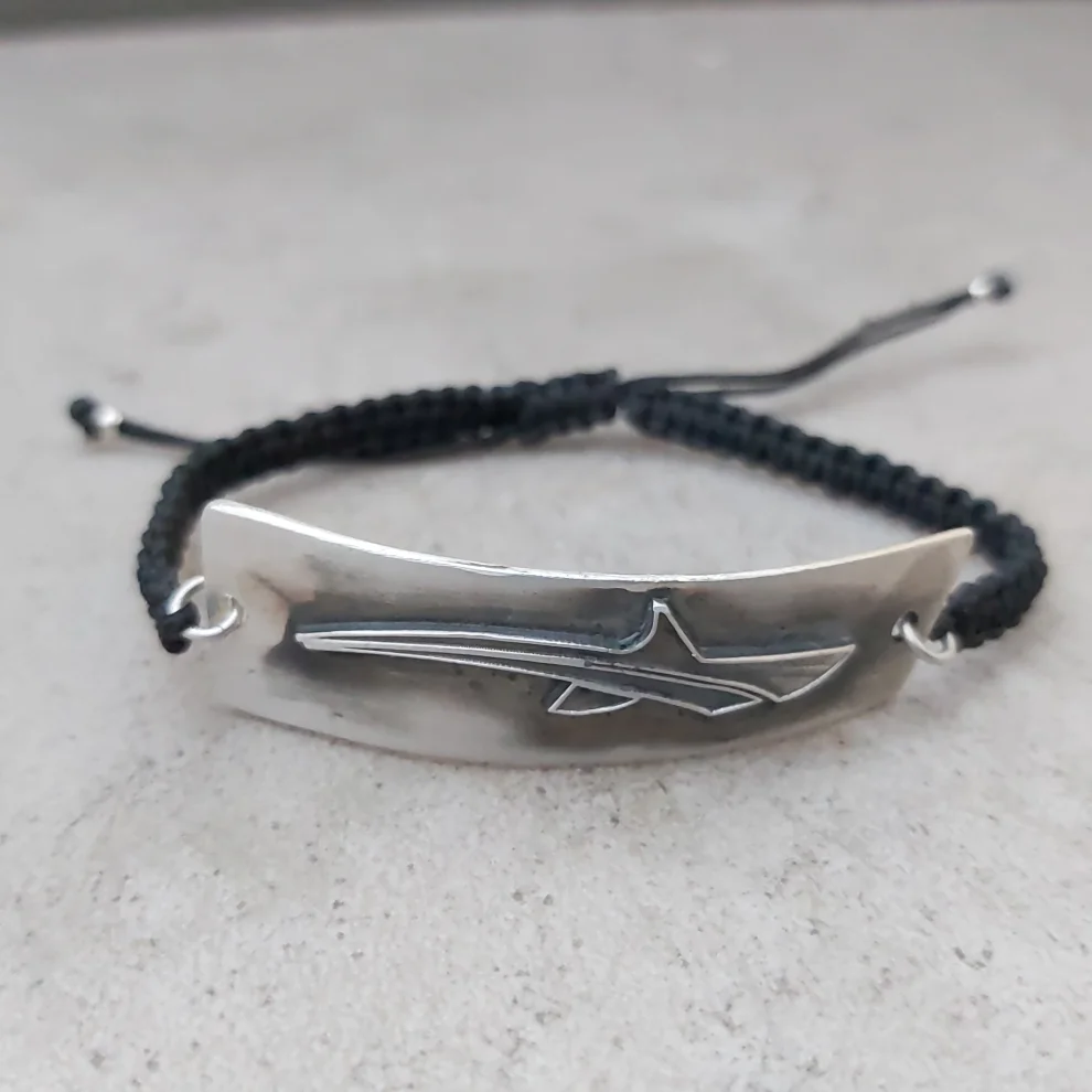 POJWoman by Pelin Özerson - Köpekbalığı Gümüş Bileklik