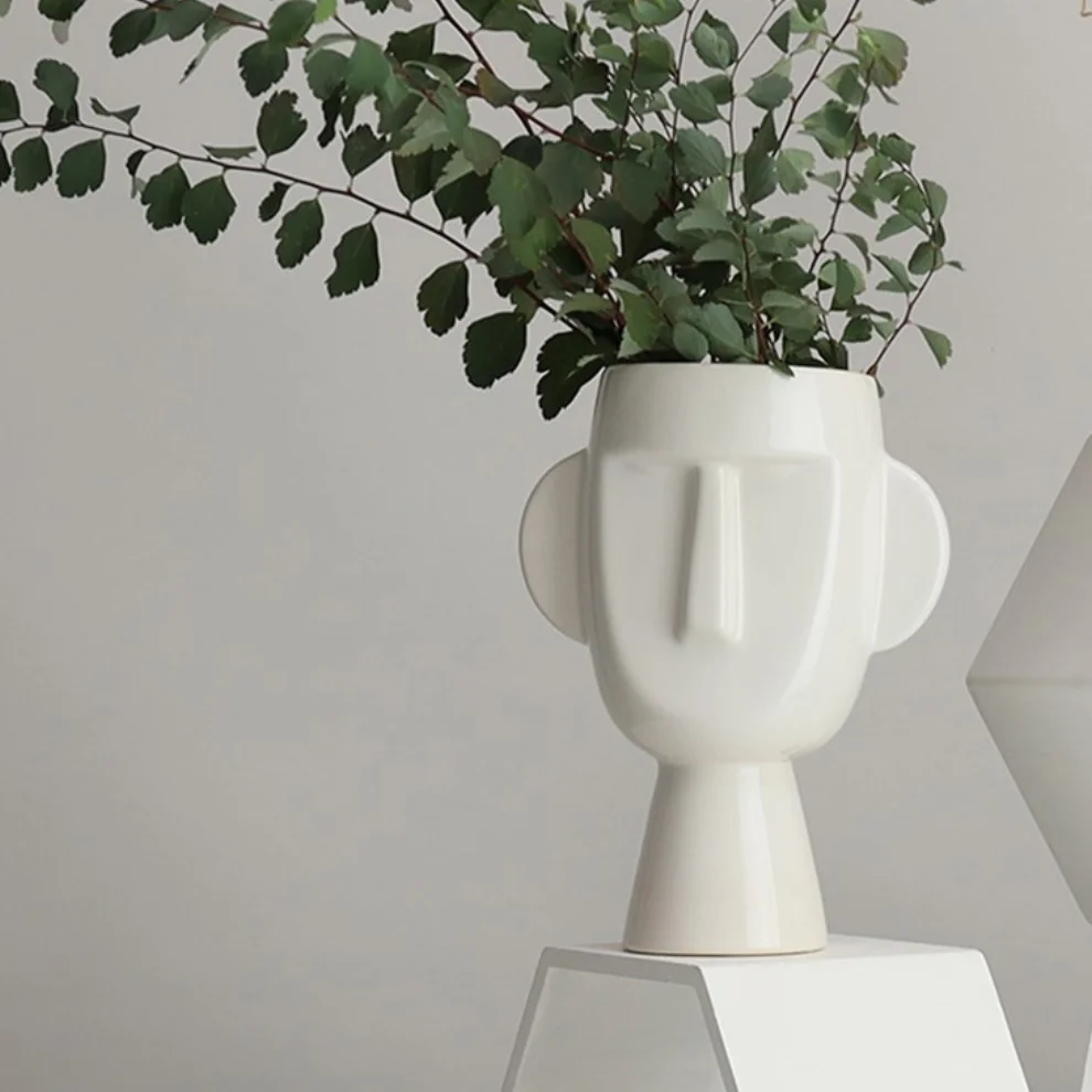 Beige & Stone - Mr. Nordic Face Vase