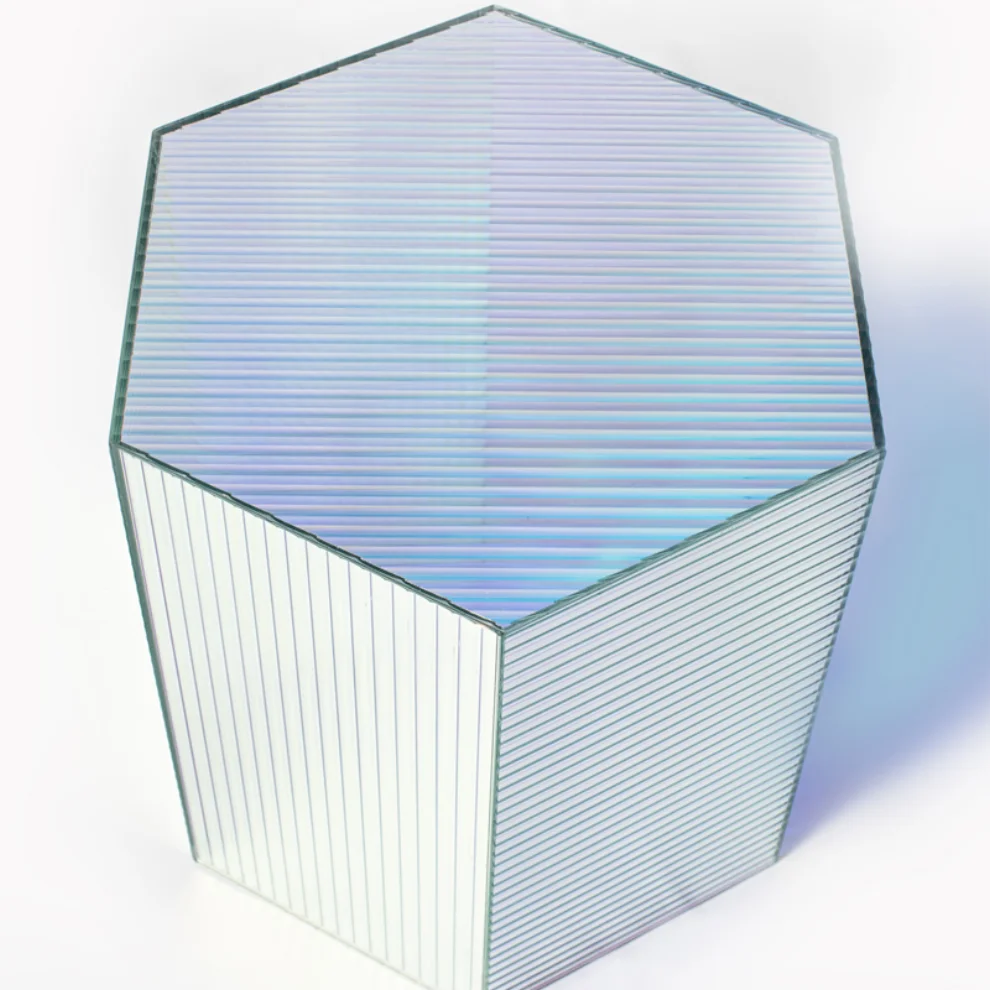 Yugen Lab - Luminous Side Table