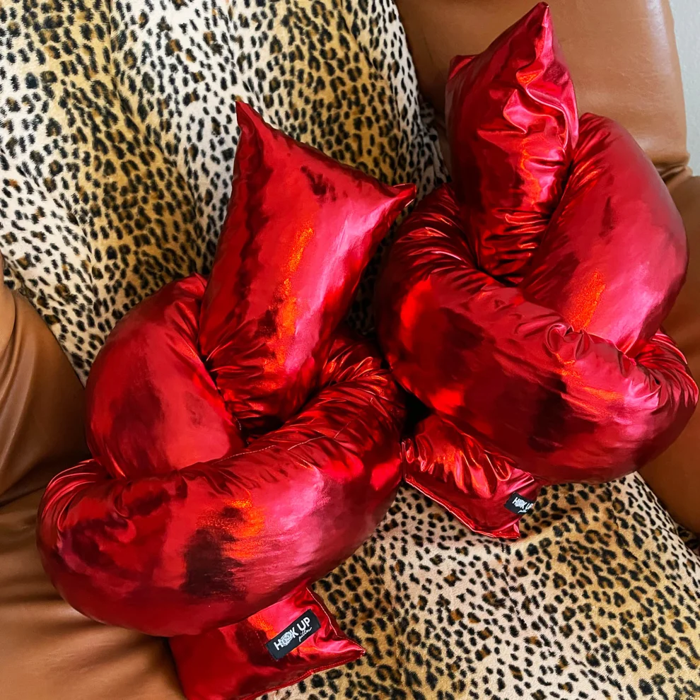 Hook Up Pillow - Valentine’s Red Yastık