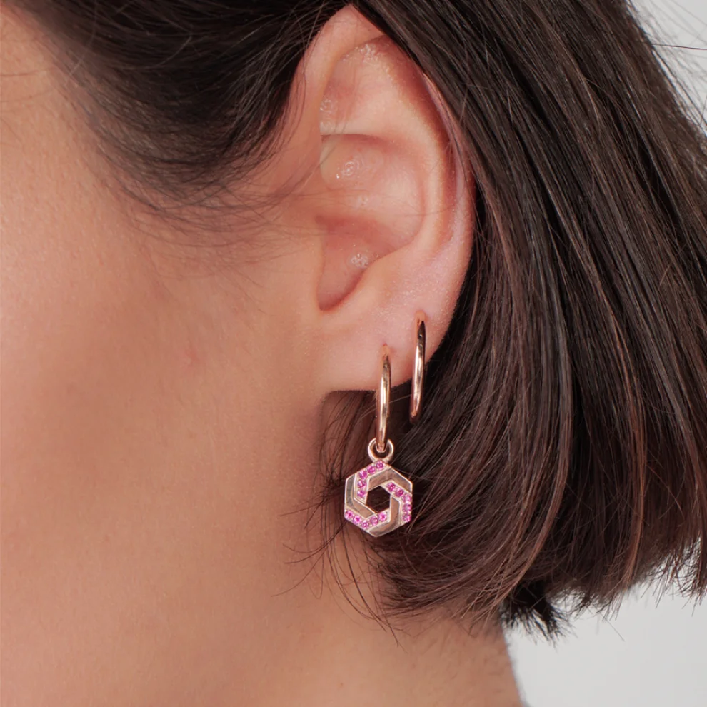 NAYRA - Linked Hoop Earrings