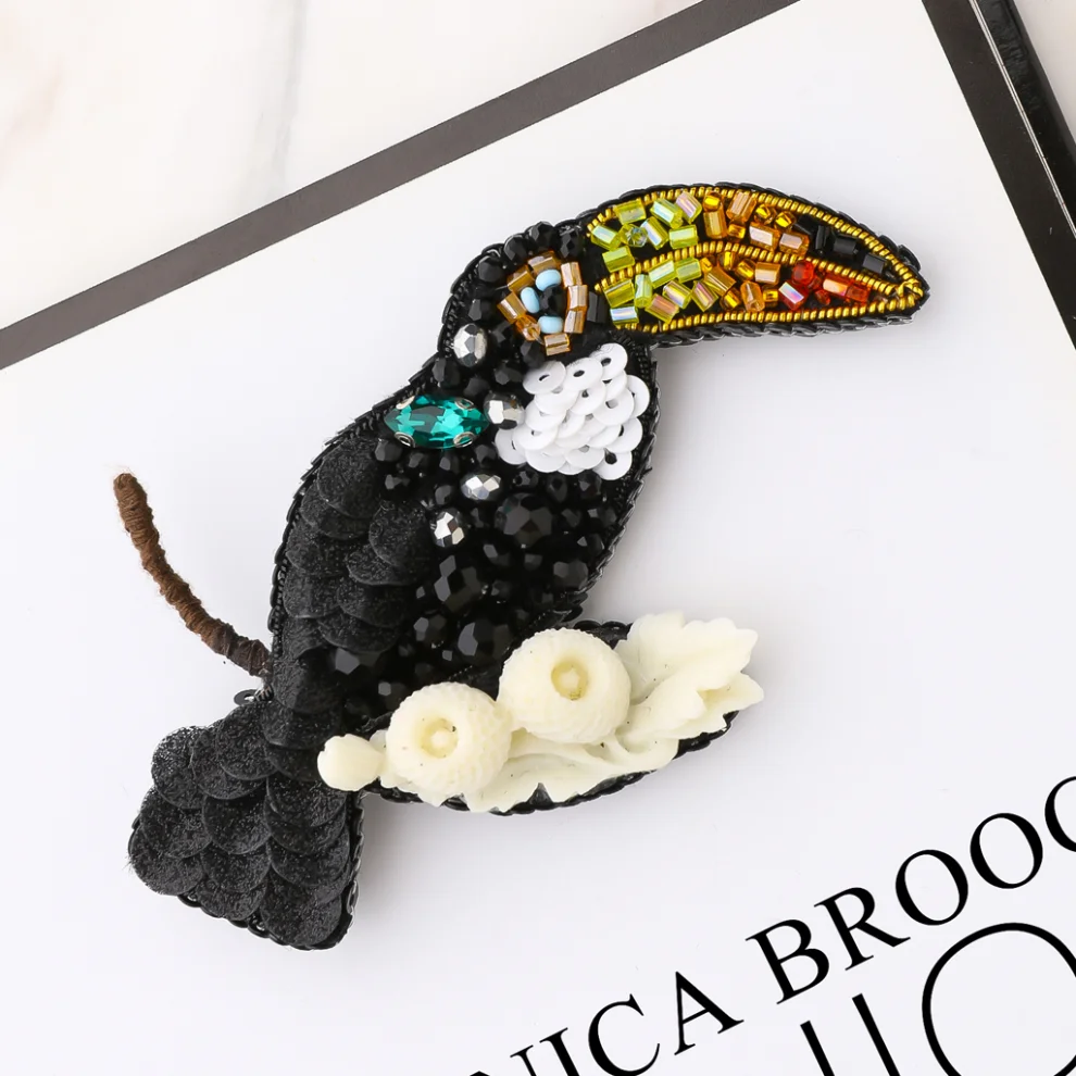 Unica Brooche - Tukan Kuşu Broş