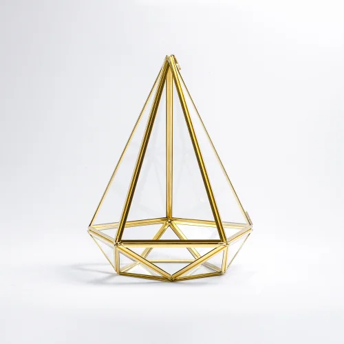 El Crea Designs - Geometric Terrarium Glass Dome With Brass Cover