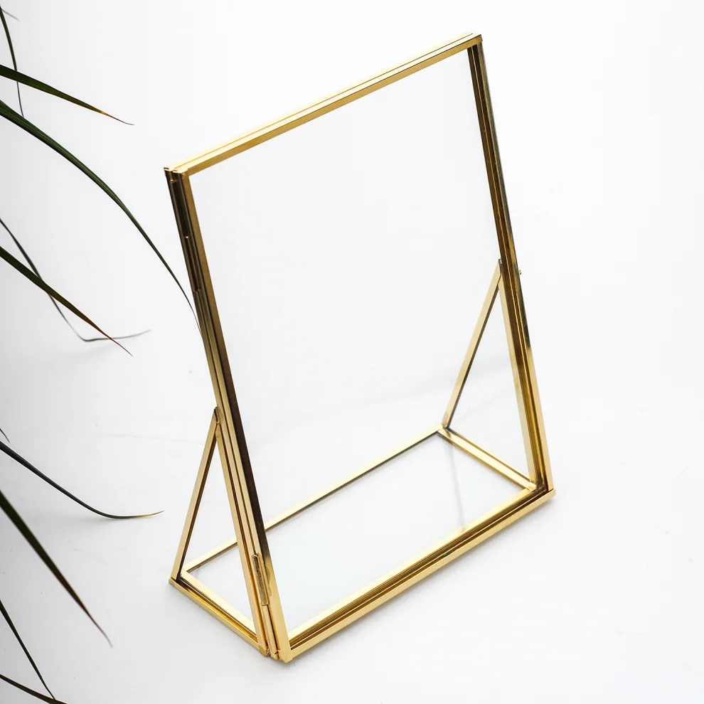 El Crea Designs - Brass Desktop Photo Frame