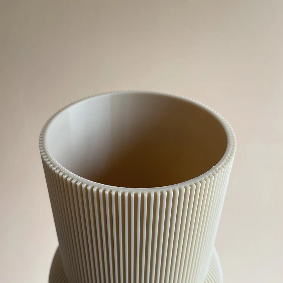 Cella Store - Maple Bioplastic Vase