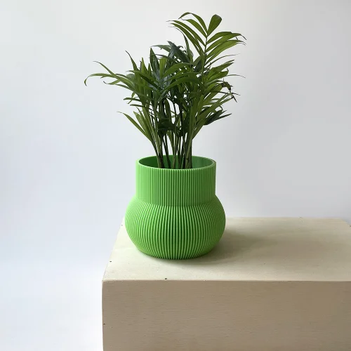 Cella Store - Maple Bioplastic Flowerpot