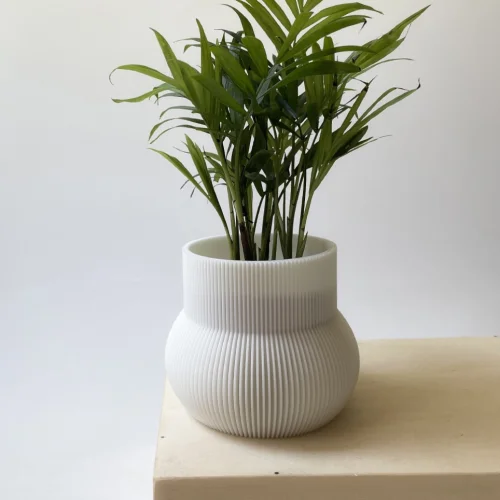 Cella Store - Maple Bioplastic Flowerpot