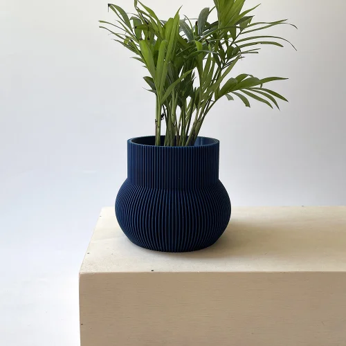 Cella Store - Maple Bioplastic Flowerpot