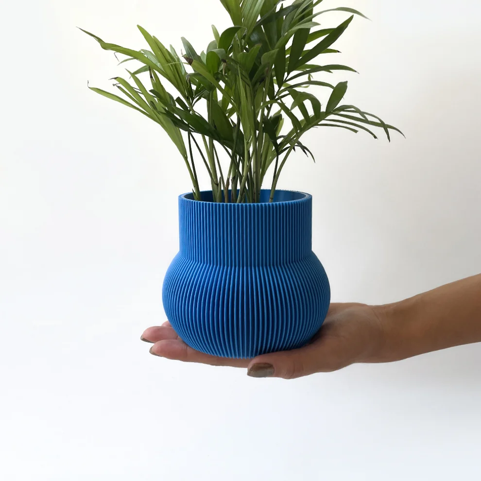 Cella Store - Maple Bioplastic Flowerpot