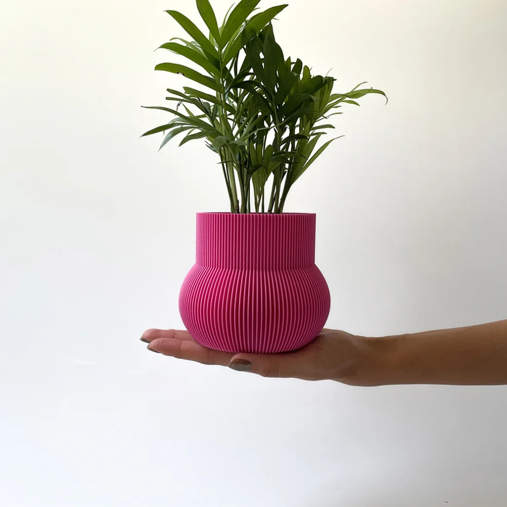 Cella Store - Maple Bioplastic Flowerpot