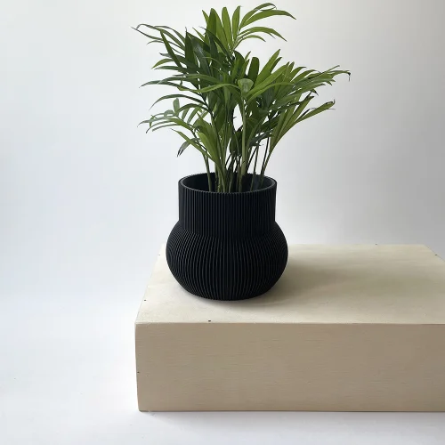 Cella Store - Maple Bioplastic Flowerpot