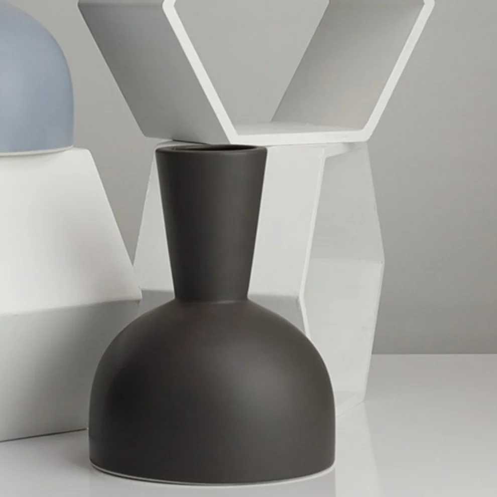 Beige & Stone - Laura Vase