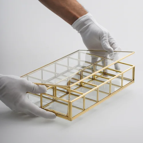 El Crea Designs - Glass Lid Box Jewelry Organizer 10 Compartments