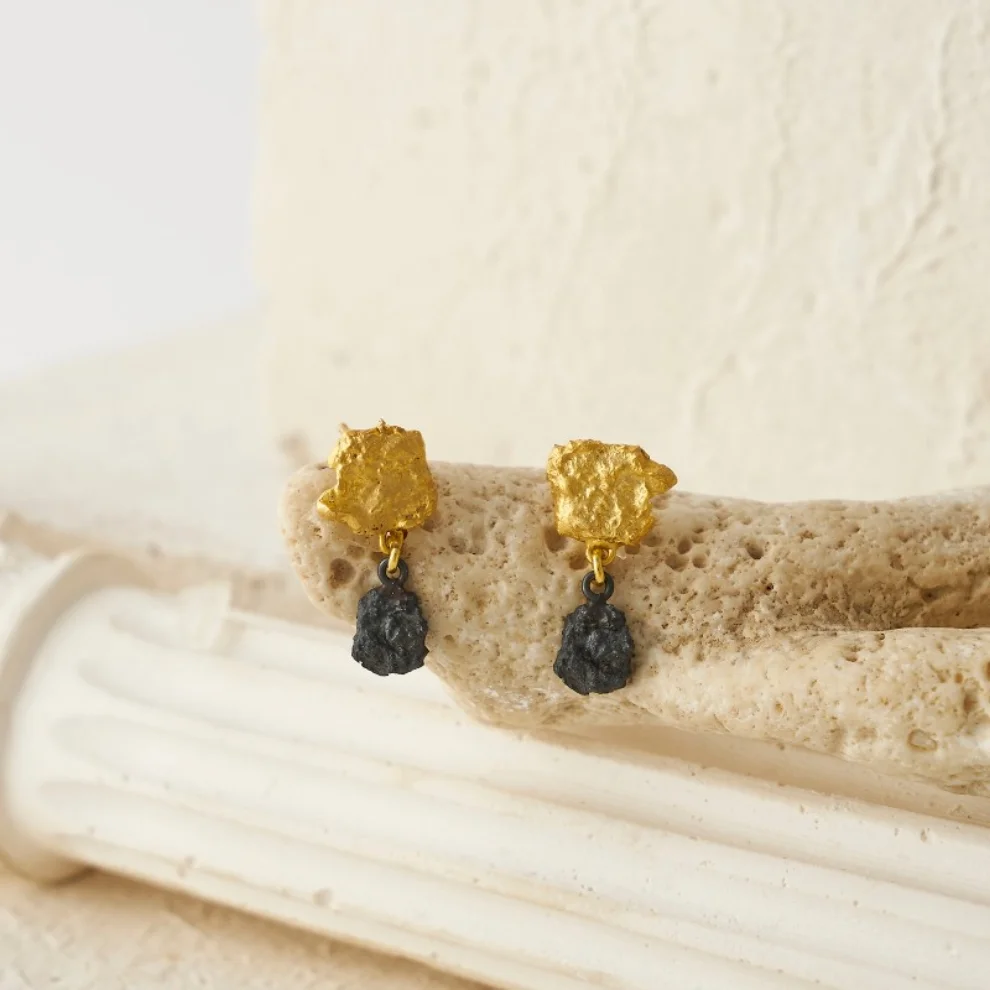 Elif Doğan Jewelry  - Mini Stone Art Küpe