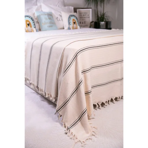 Aliva - Rhea Handloomed Cotton Pique Queen Size Bedspread 280x300cm