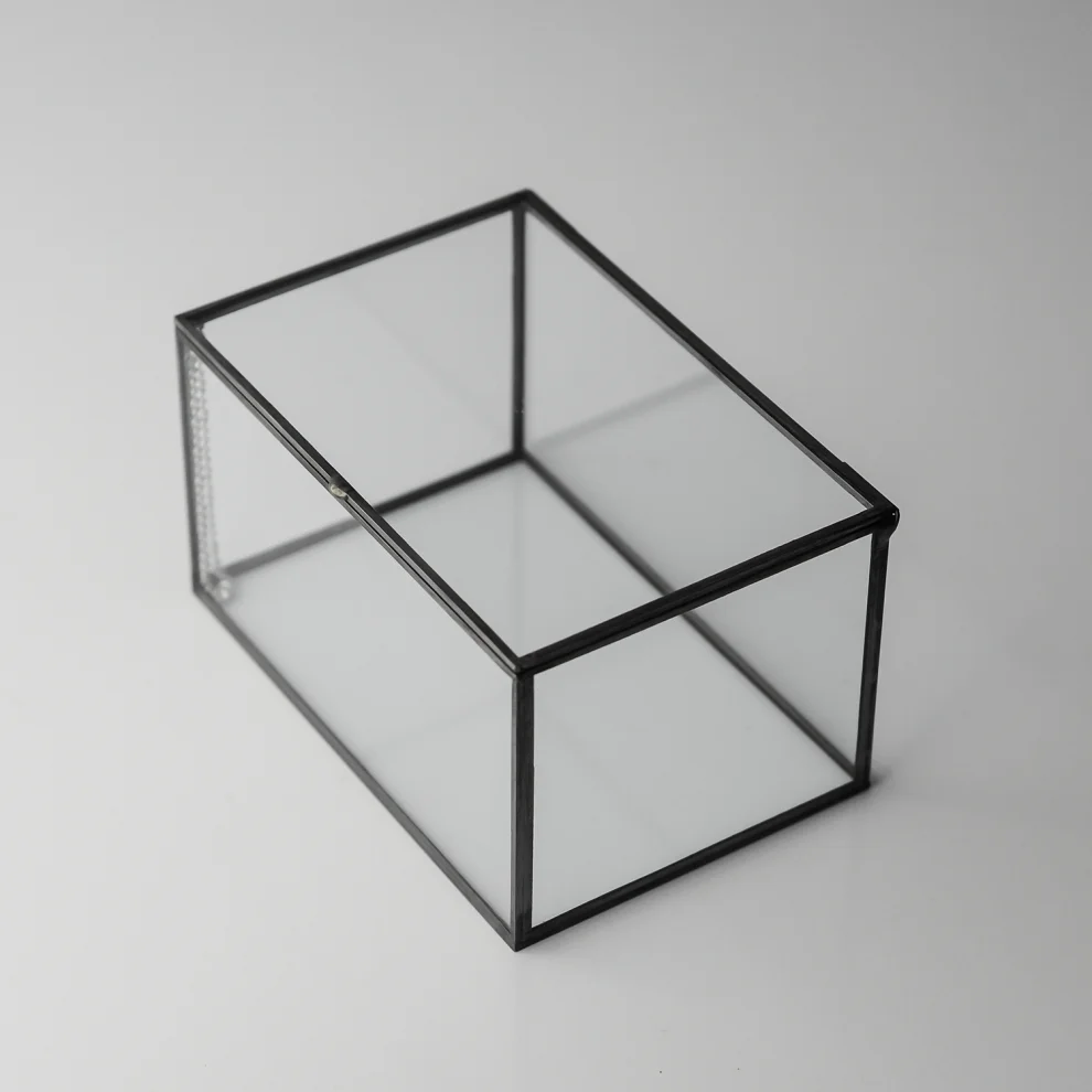 El Crea Designs - Box With Glass Lid - Il