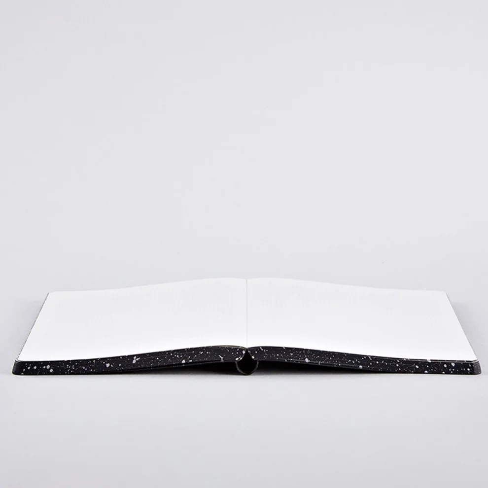 Nuuna - Milky Way Dot Notebook