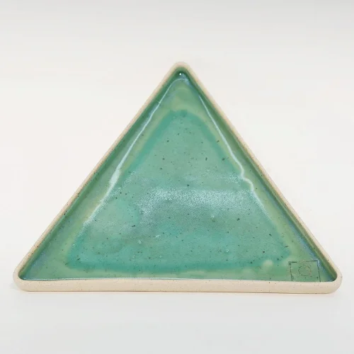 Hiç Ceramics - Large Triangle Plate