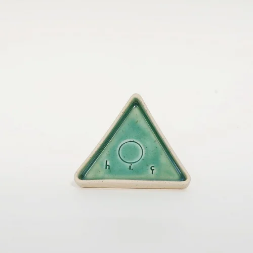 Hiç Ceramics - Küçük Üçgen Tabak