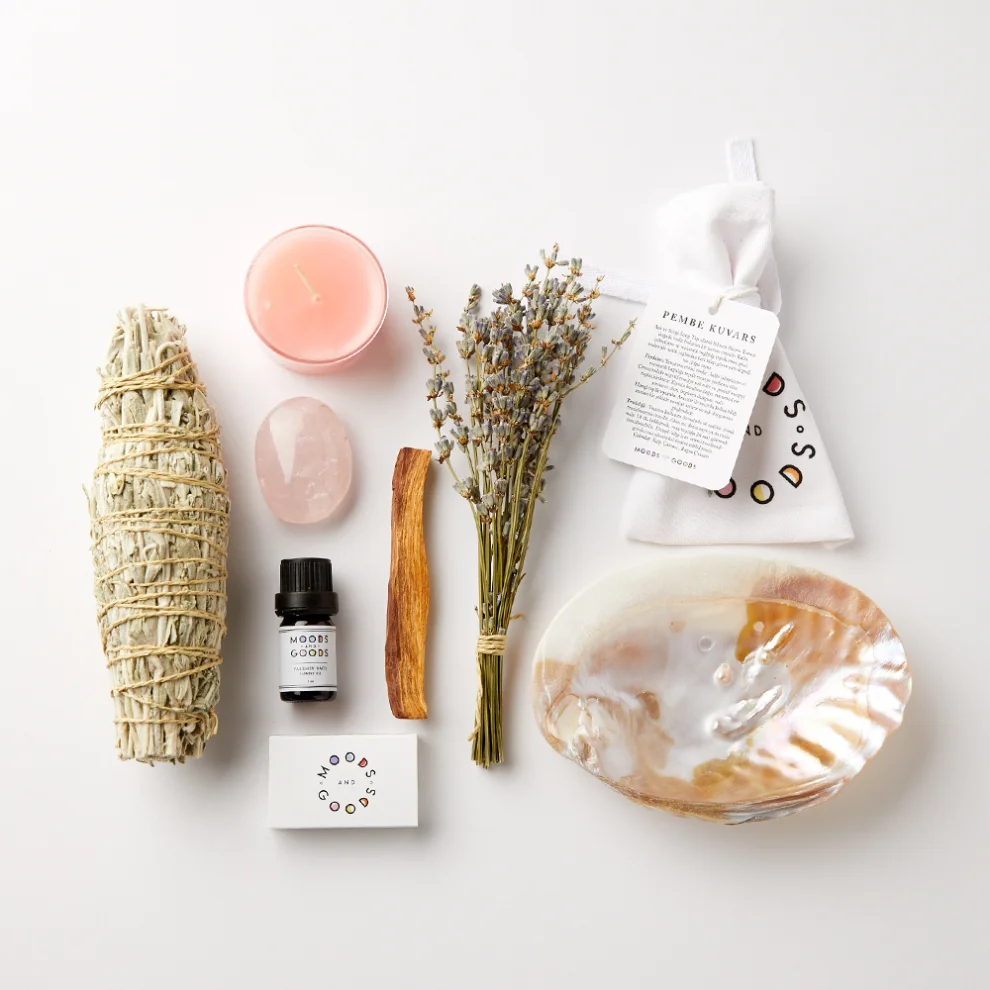 Moods And Goods - Love And Affection Ritual Kit