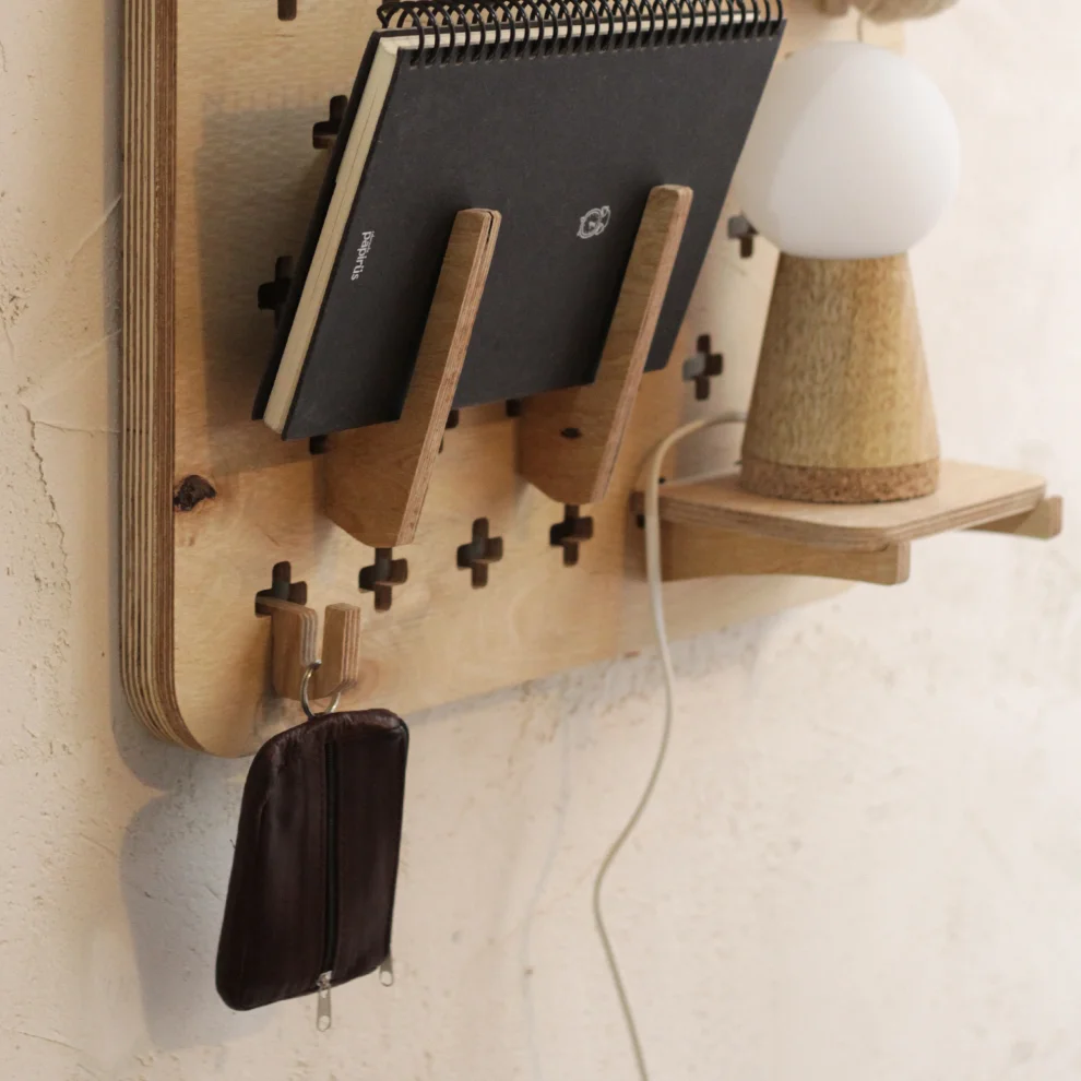 Unchained Workshop - Stackboard Shelf