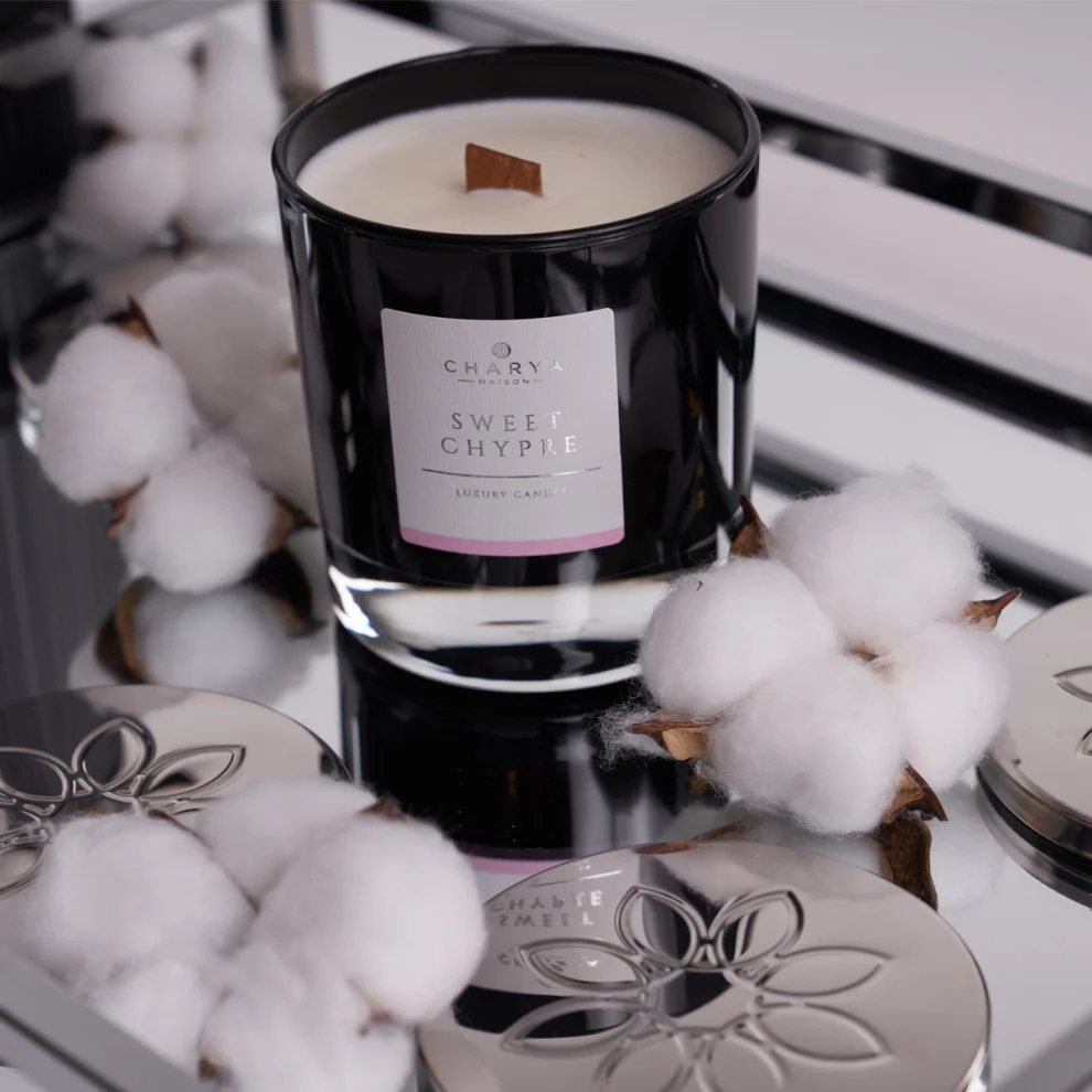 Charya Maison - Sweet Chypre 240g Natural And Vegan Candle