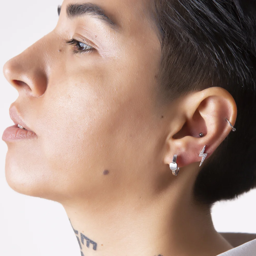 Mishka Jewelry - Simplicity Unisex Earrings