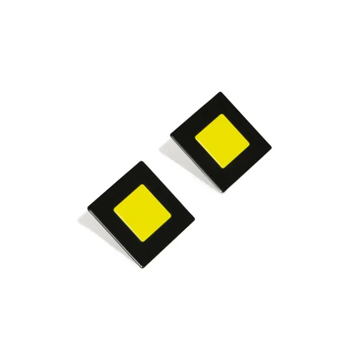 Isuwa - Square Earrings