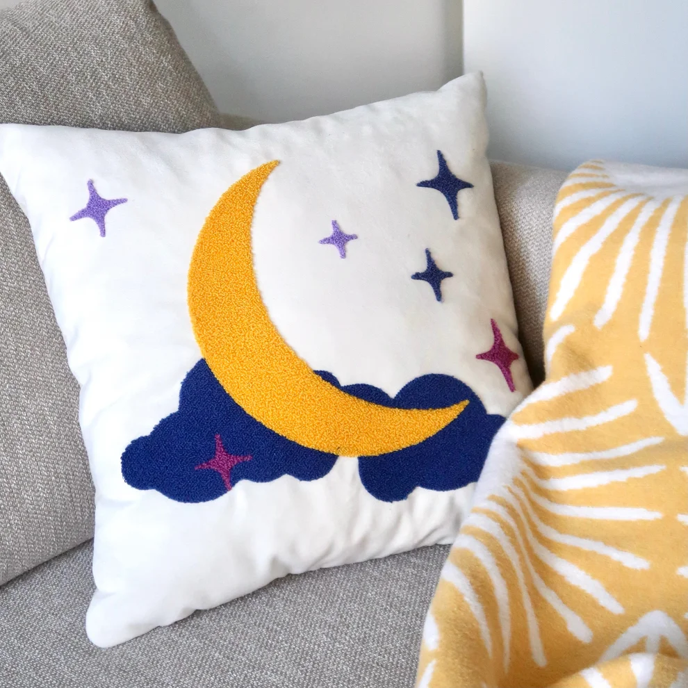 Skal Living - Crescent Moon Pillow