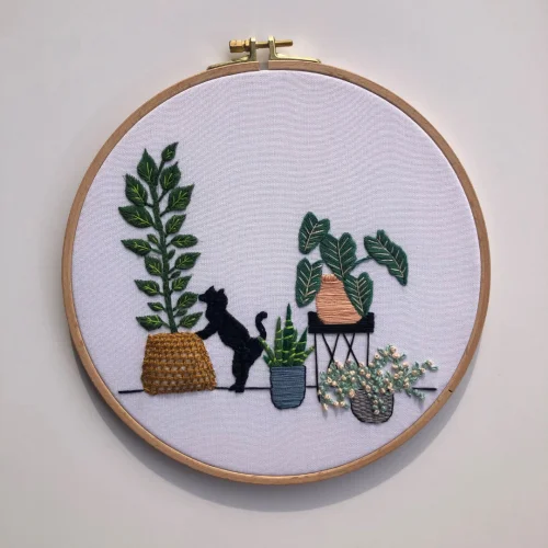 Granny's Hoop - Plants With Cat Hoop Embroidery Art