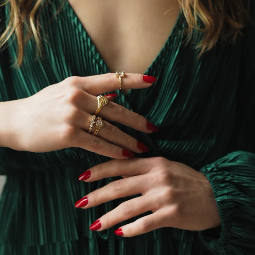 Neuve Jewelry - Annie Ring