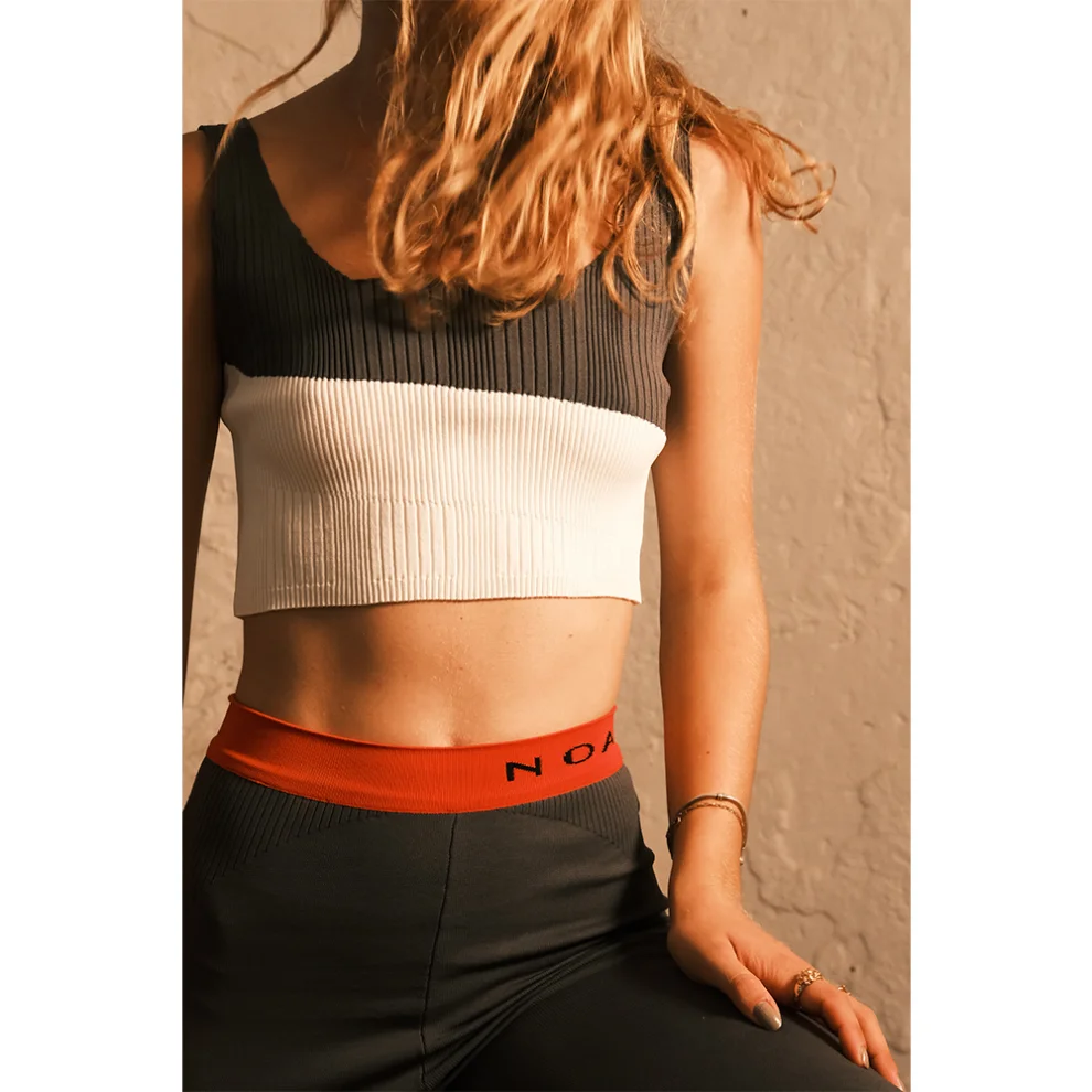 Noa Knitz - Flexy Crop Top