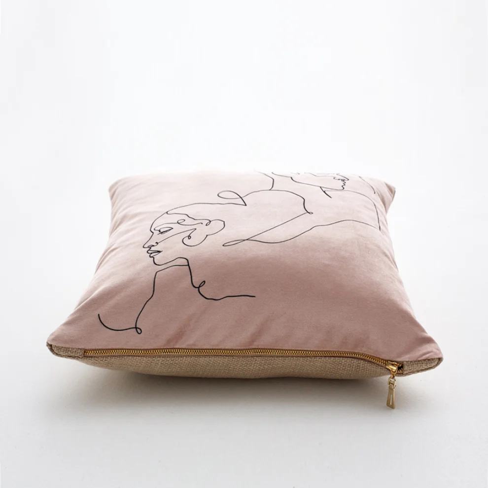 Y19 Design - Love & Hate Powder Velvet Pillow