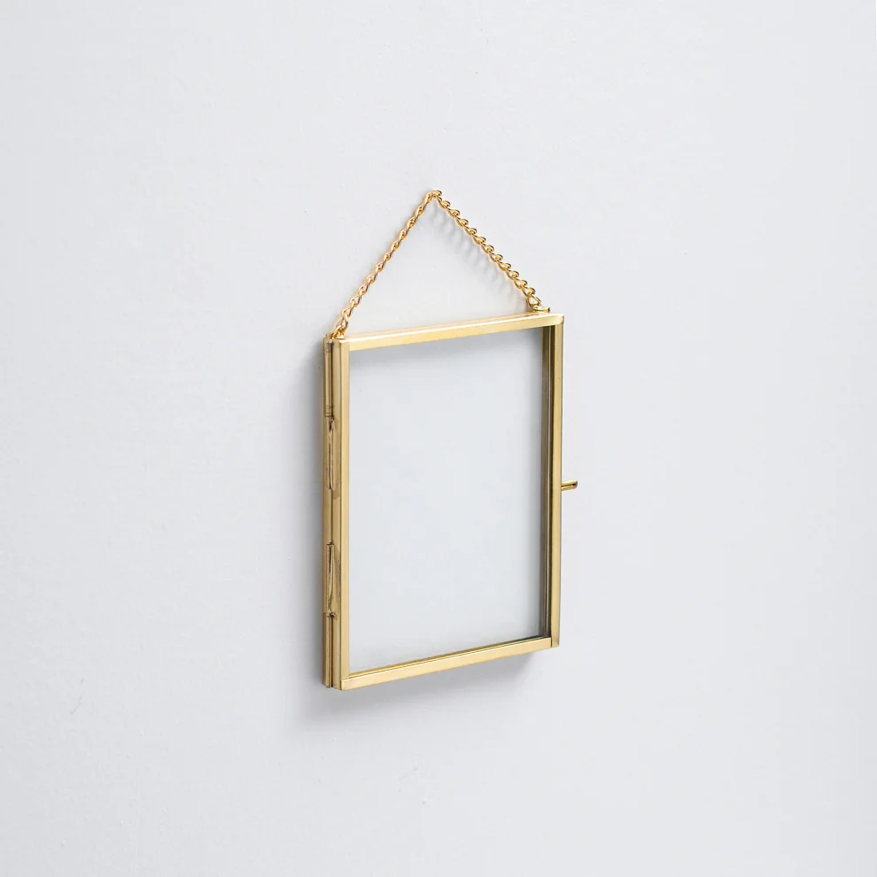 El Crea Designs - Raw Brass Wall Hanging Glass Photo Frame