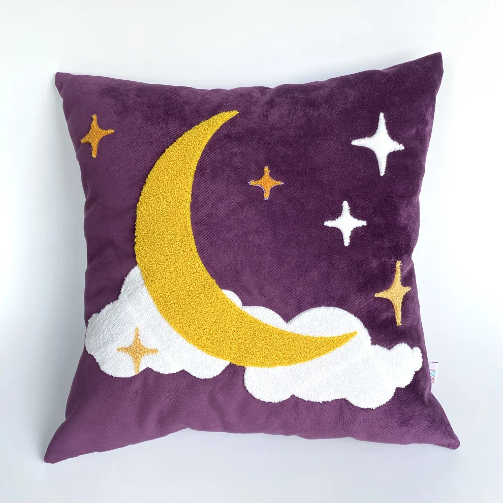 Skal Living - Crescent Moon Pillow