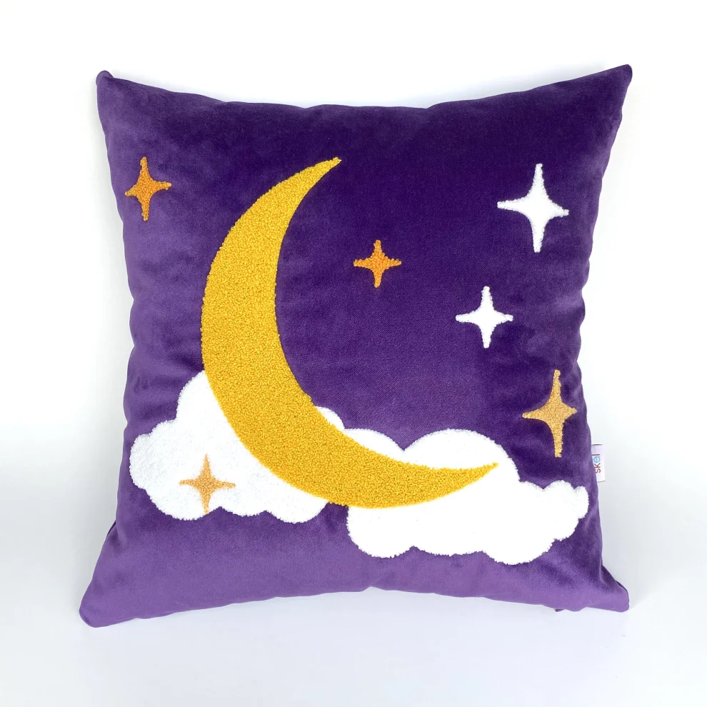 Skal Living - Crescent Moon Pillow