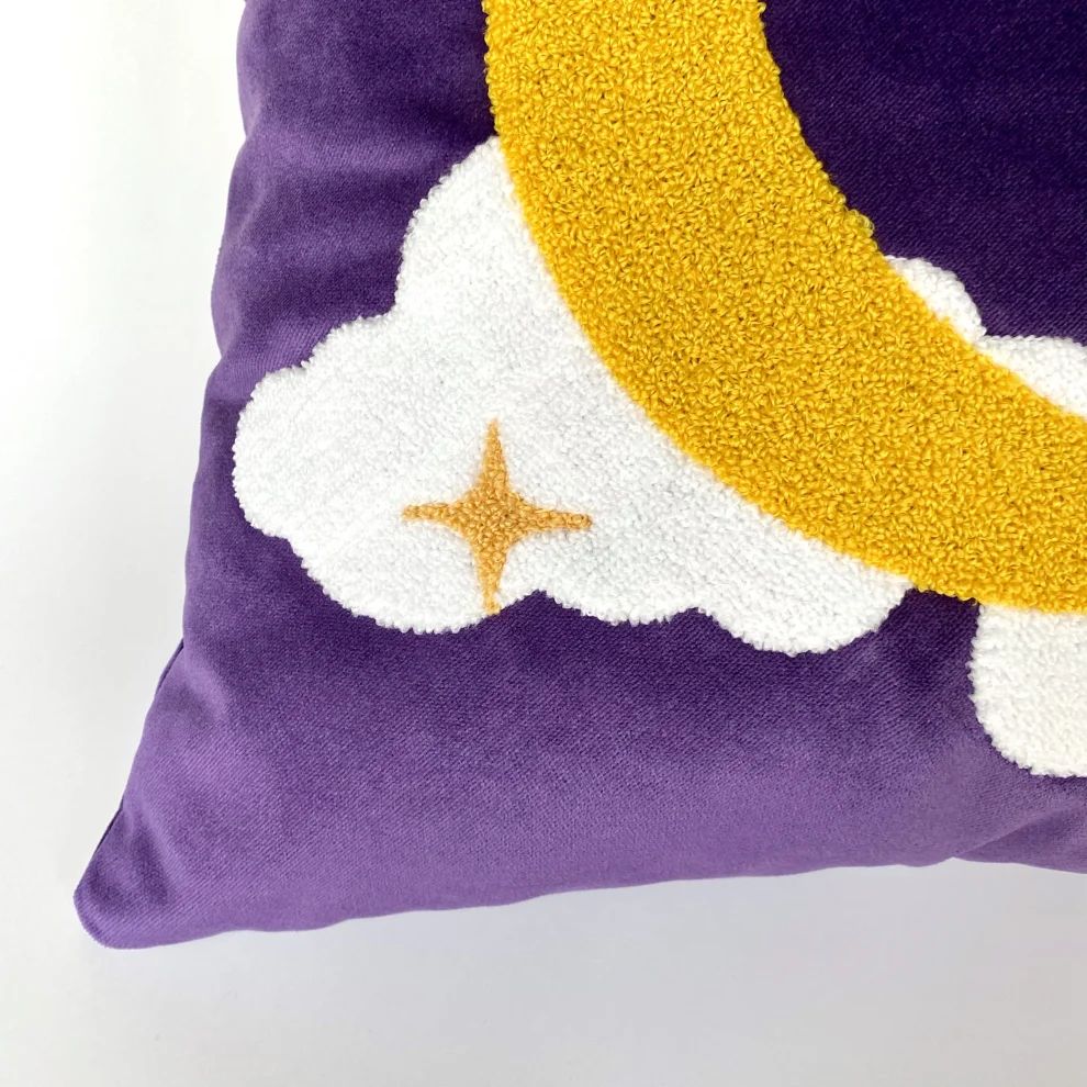 Skal Living - Crescent Moon Pillow