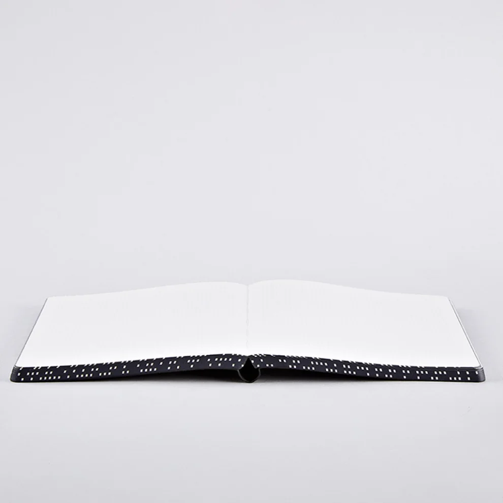 Nuuna - Analog Dot Notebook