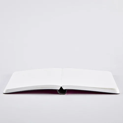 Nuuna - Shiny Starlet S - Dot Notebook