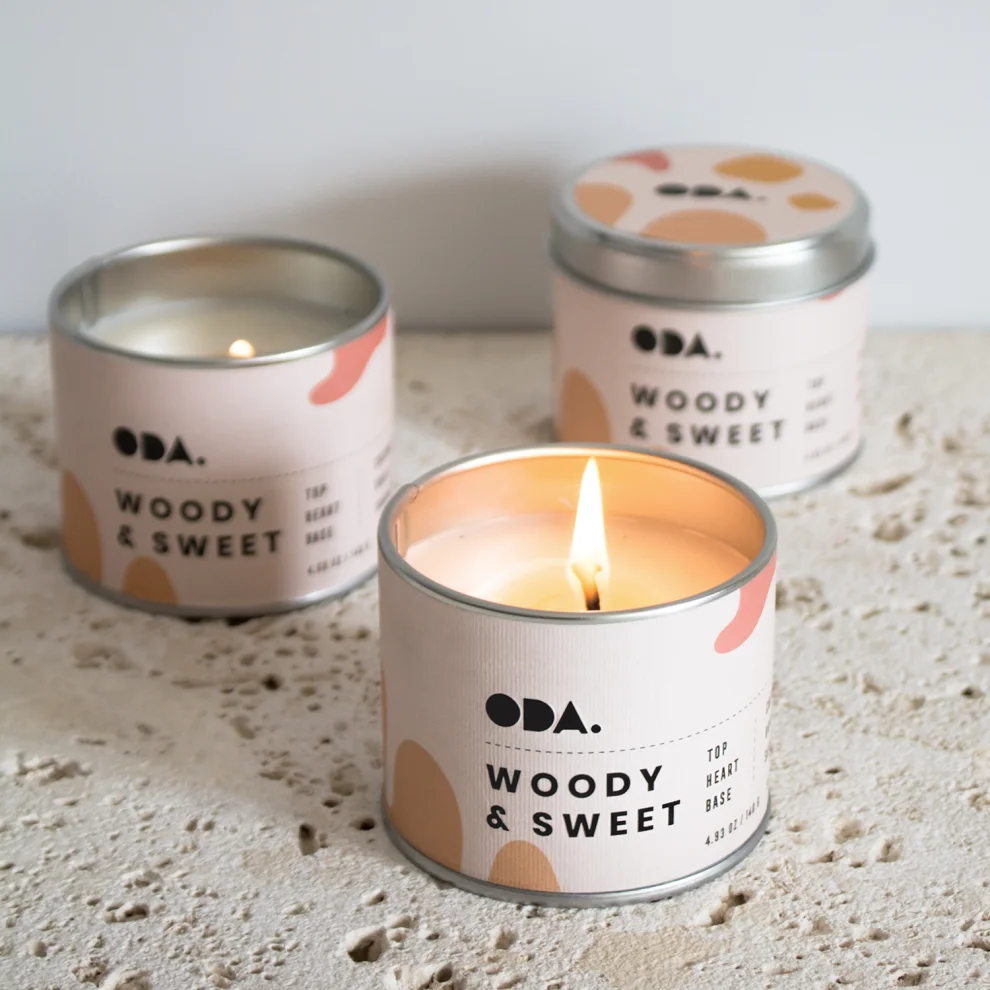 ODA.products - Woody & Sweet Soy Candle