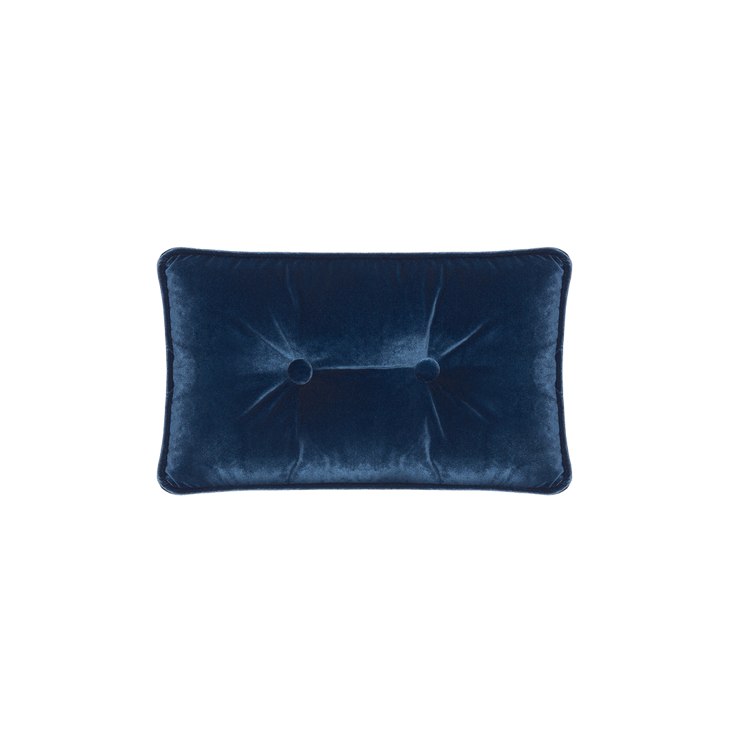 Button Detailed Rectangle Velvet Pillow - Il