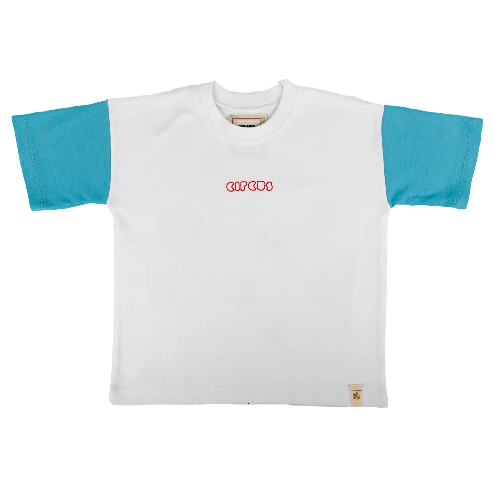 Circus.junior - Limited Edition Oversize Unisex T-shirt