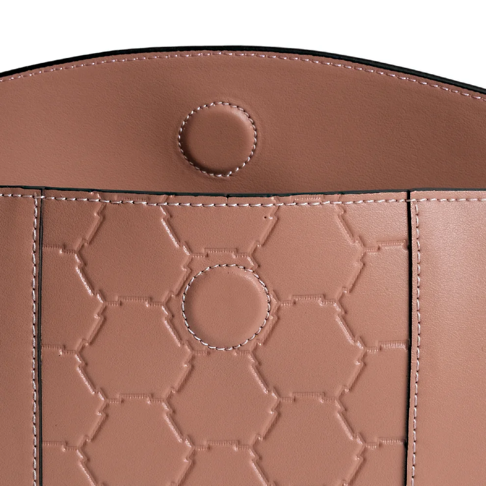 Mianqa - Vegan Apple Leather Shoulder Bag Pink