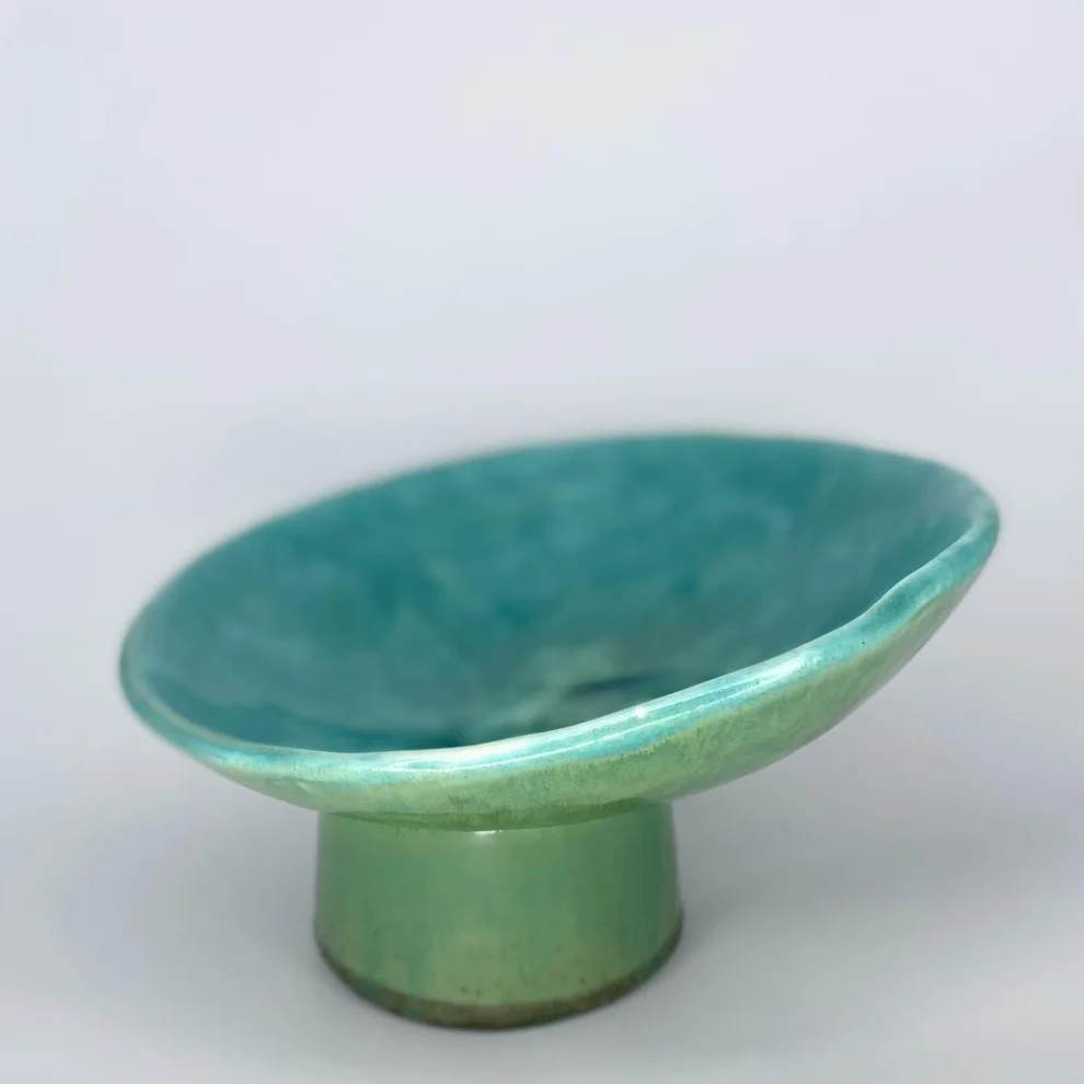 Haane Design Samodra Ceramic Footed Serving Bowl hipicon