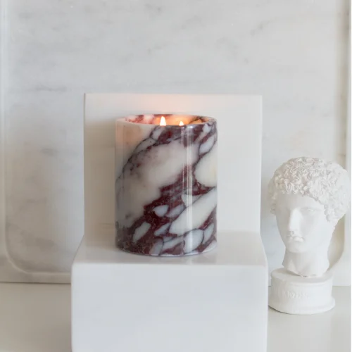 ODA.products - No: 1 Premium Violet Marble Candle