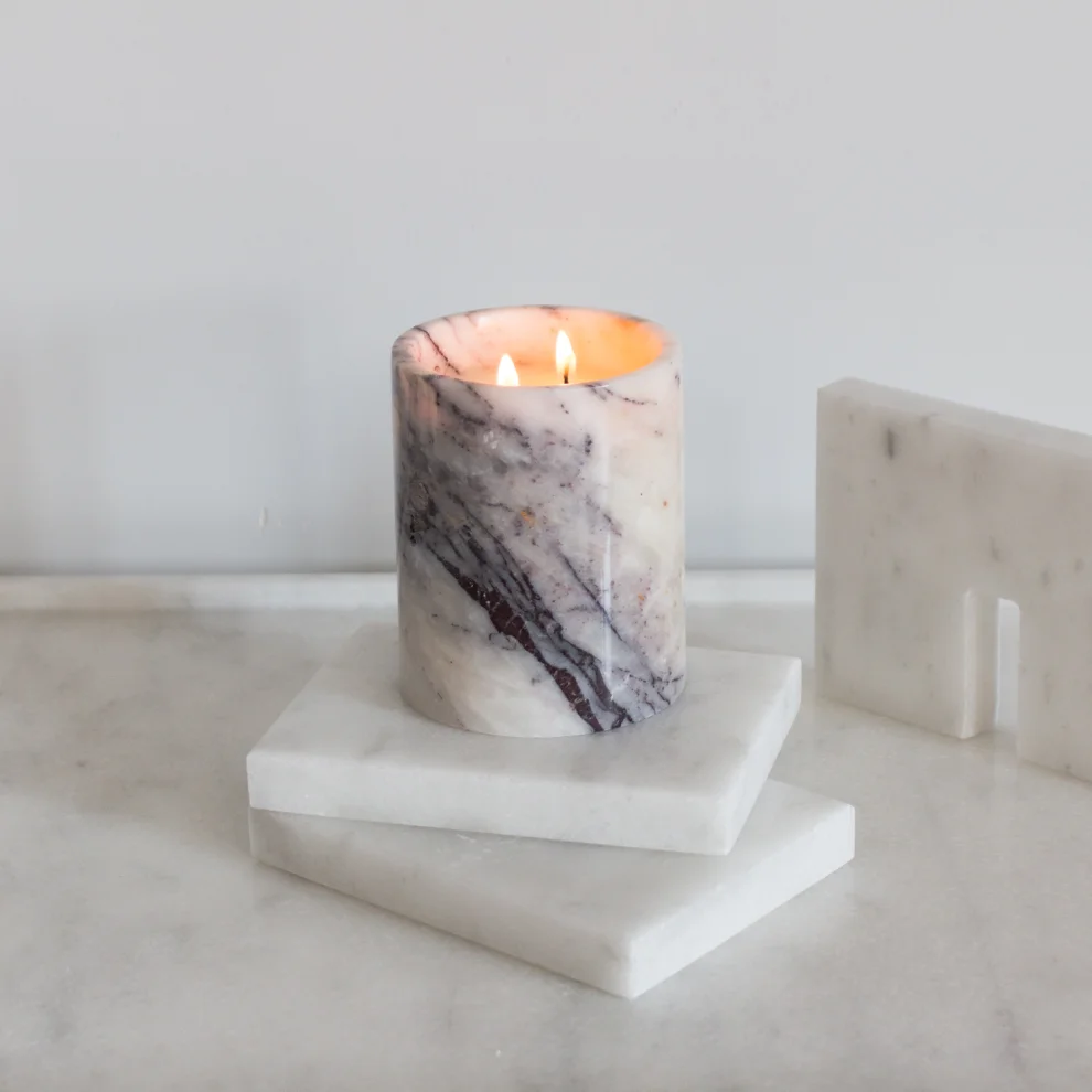 ODA.products - No: 7 Natural Marble Candle