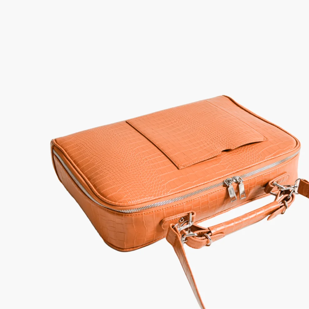 S.T.U.D.I.O. B.L.U.E. - Teffre Laptop Bag